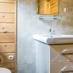 Osrodek Wypoczynek Wodnik 루치아네 니다