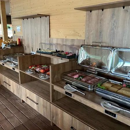 Osrodek Wypoczynek Wodnik *